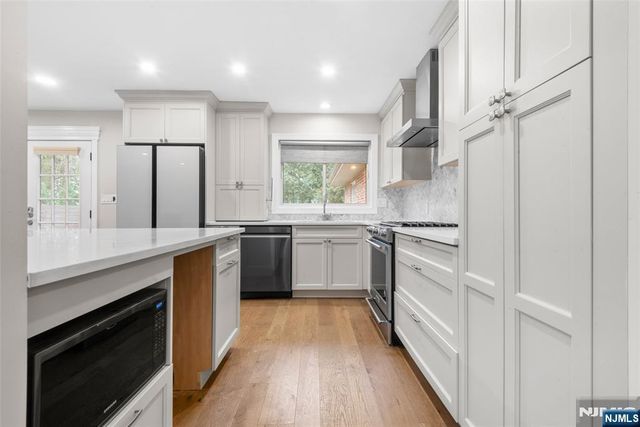 285 Hardenburgh Avenue, Demarest, NJ 07627