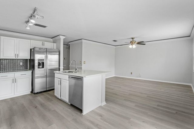 3260 Commodore Court, West Palm Beach, FL 33411