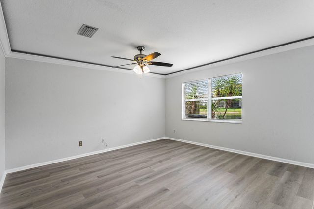 3260 Commodore Court, West Palm Beach, FL 33411