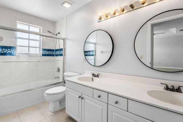 3260 Commodore Court, West Palm Beach, FL 33411