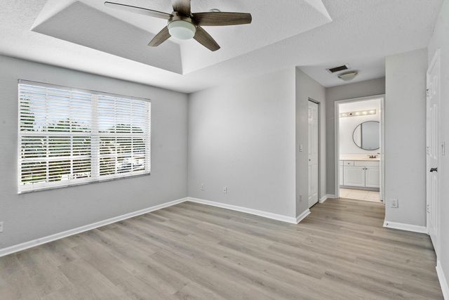3260 Commodore Court, West Palm Beach, FL 33411