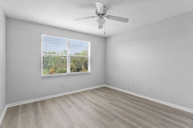 3260 Commodore Court, West Palm Beach, FL 33411