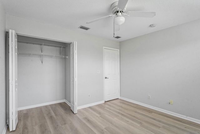 3260 Commodore Court, West Palm Beach, FL 33411