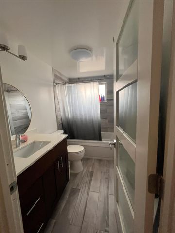 400 Golden Isles Drive 20, Hallandale Beach, FL 33009