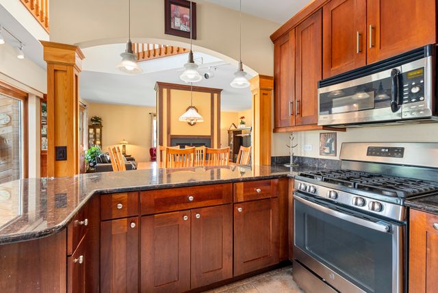 13657 S Parker Road, Homer Glen, IL 60491