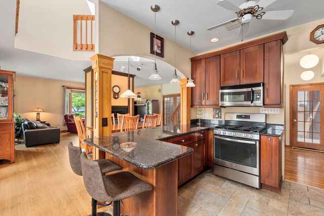 13657 S Parker Road, Homer Glen, IL 60491