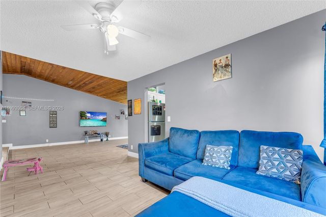 5701 NW 54th Way, Tamarac, FL 33319