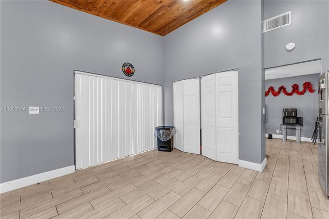 5701 NW 54th Way, Tamarac, FL 33319