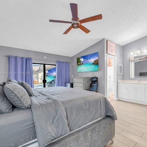 5701 NW 54th Way, Tamarac, FL 33319