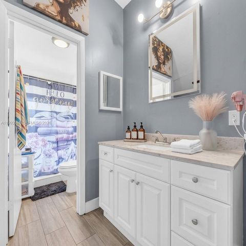 5701 NW 54th Way, Tamarac, FL 33319