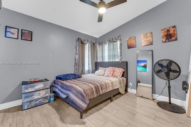 5701 NW 54th Way, Tamarac, FL 33319