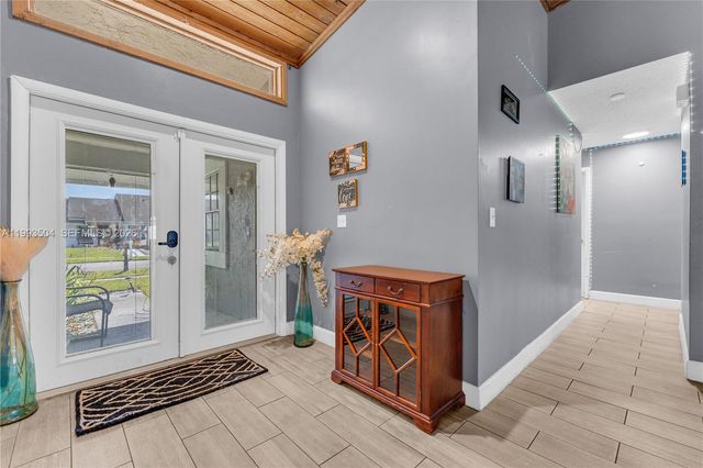 5701 NW 54th Way, Tamarac, FL 33319