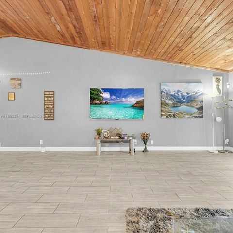 5701 NW 54th Way, Tamarac, FL 33319