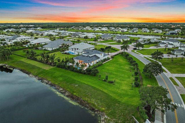 20049 SE Bridgewater Drive, Jupiter, FL 33458