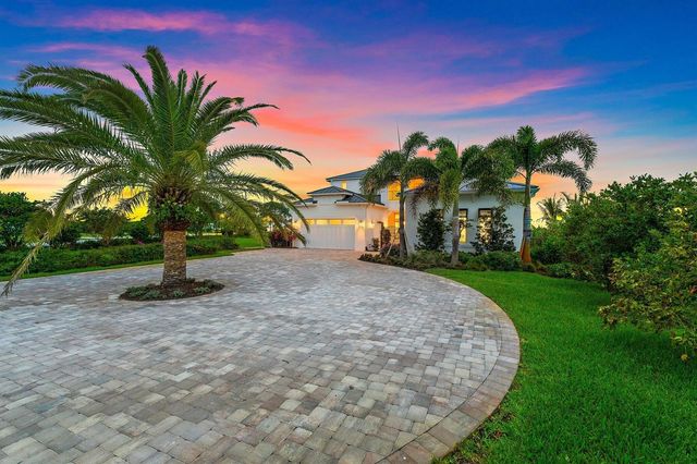 20049 SE Bridgewater Drive, Jupiter, FL 33458