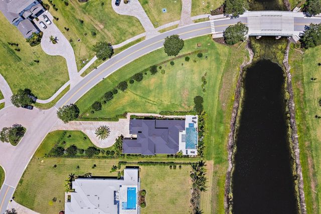 20049 SE Bridgewater Drive, Jupiter, FL 33458