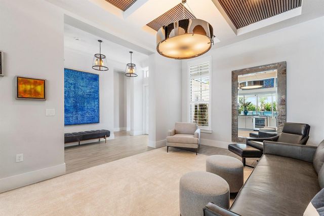 20049 SE Bridgewater Drive, Jupiter, FL 33458