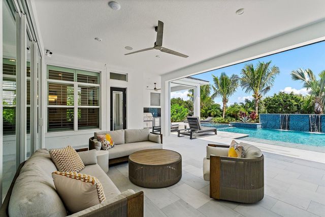 20049 SE Bridgewater Drive, Jupiter, FL 33458