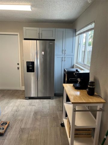 5720 SW 37th Court, Davie, FL 33314