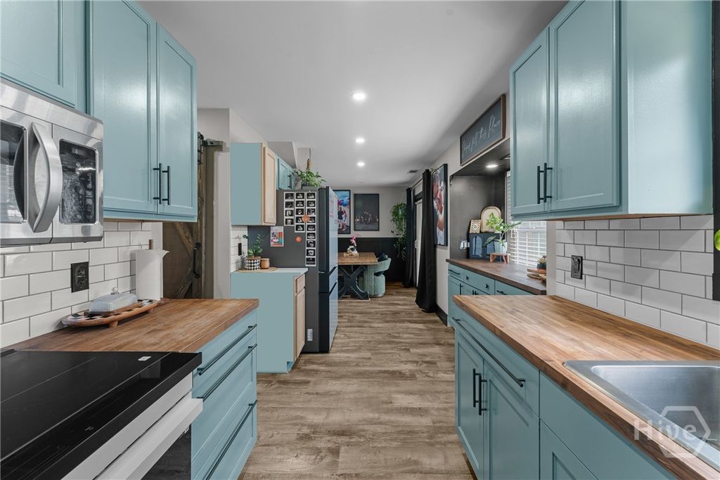 Image 22 of property listing at 100 Live Oak Circle, Rincon, GA 31326