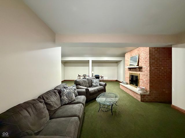 8318 S Ashley Avenue S, Bloomington, IN 47401
