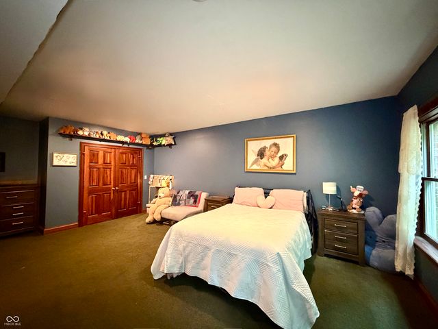 8318 S Ashley Avenue S, Bloomington, IN 47401