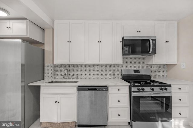 1413 E EAGER ST, Baltimore, MD 21205