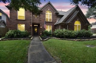 1810 Pebble Hill Court, Sugar Land, TX 77478