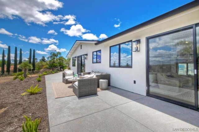 13940 Northcrest, Poway, CA 92064