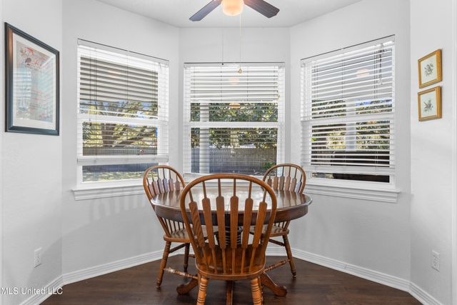 1209 Hammersmith Lane, Ocean Springs, MS 39564