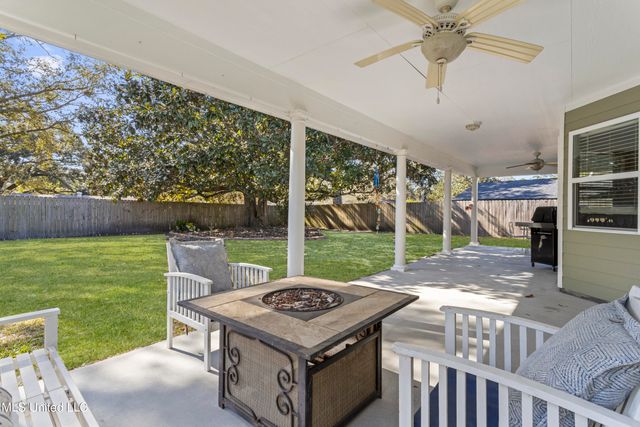 1209 Hammersmith Lane, Ocean Springs, MS 39564