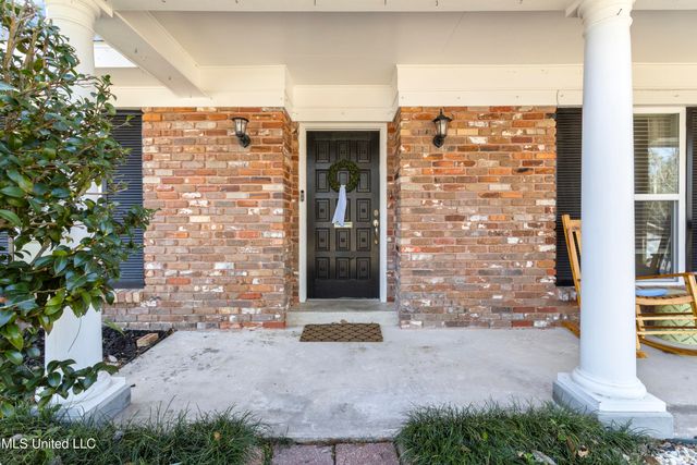 1209 Hammersmith Lane, Ocean Springs, MS 39564