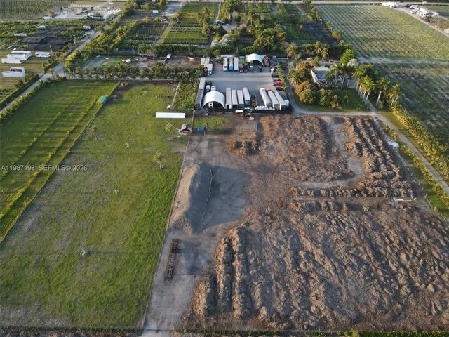 17325 SW 188th St, Miami, FL 33187