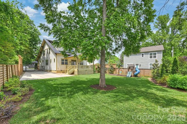 3030 Attaberry Drive, Charlotte, NC 28205