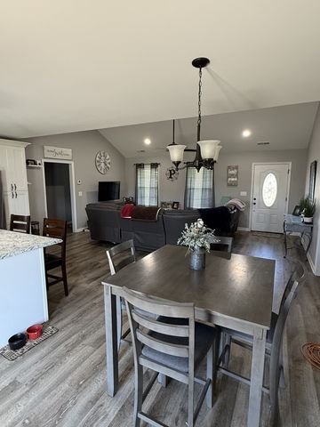 622 2nd Ave, S, Loretto, TN 38469