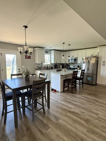 622 2nd Ave, S, Loretto, TN 38469
