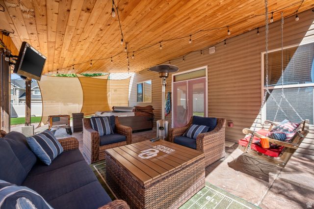 843 W 2400 N, West Bountiful, UT 84087