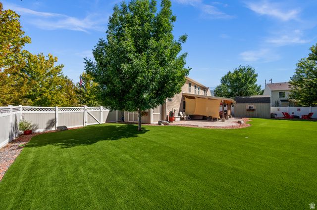 843 W 2400 N, West Bountiful, UT 84087