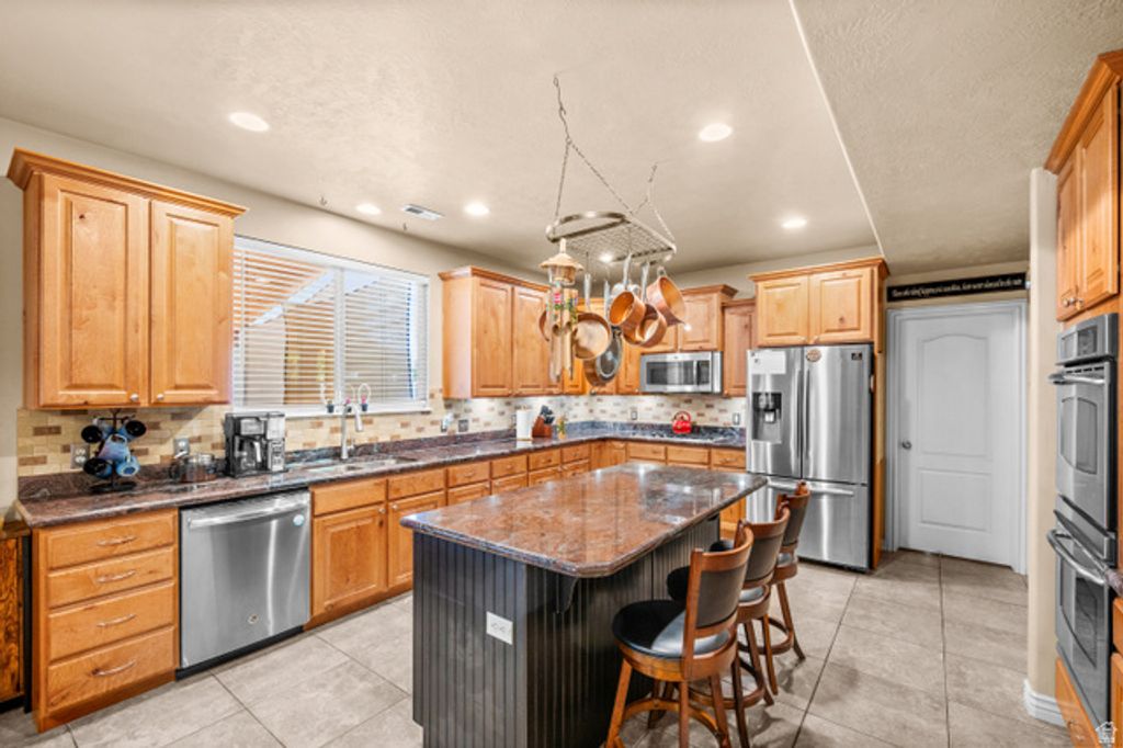 843 W 2400 N, West Bountiful, UT 84087 — photo 2