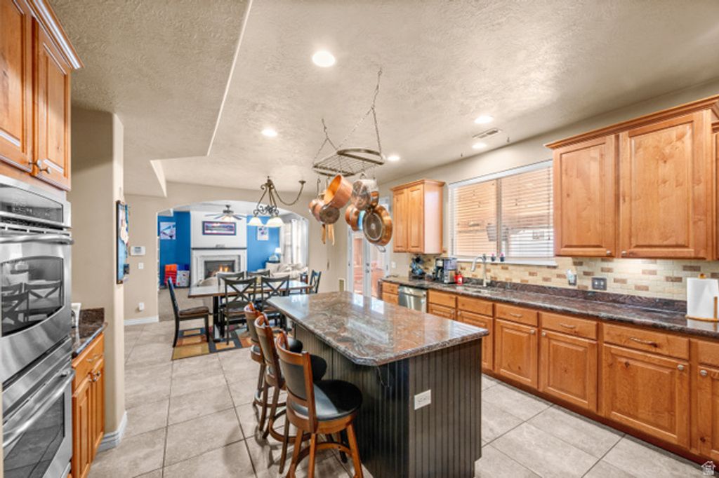 843 W 2400 N, West Bountiful, UT 84087 — photo 4