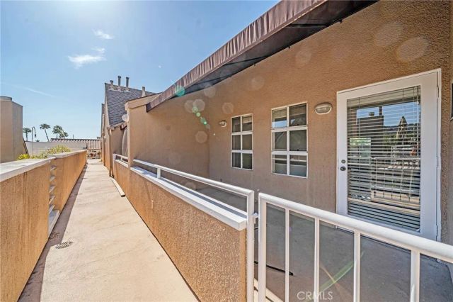 10629 Woodbridge St 309, Toluca Lake, CA 91602