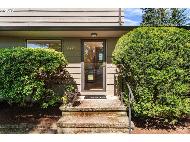 3475 Sw RIDGEWOOD Ave, Portland, OR 97225