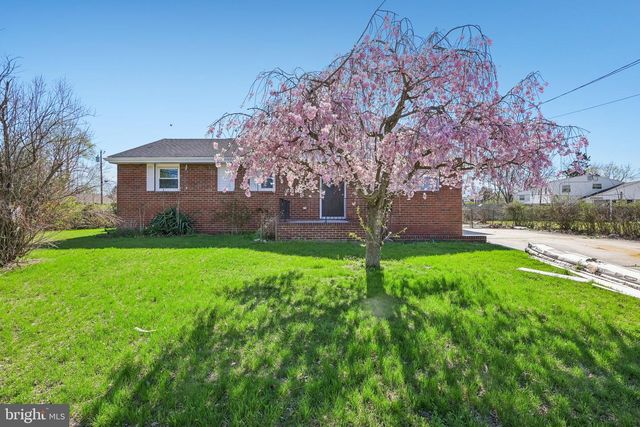 615 FAIRMOUNT DR, Glassboro, NJ 08028