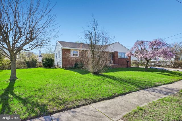 615 FAIRMOUNT DR, Glassboro, NJ 08028