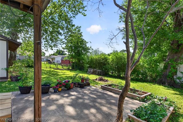4205 S 17th Street, Fort Smith, AR 72901