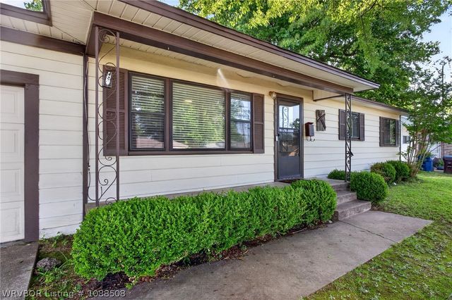 4205 S 17th Street, Fort Smith, AR 72901