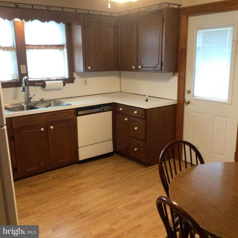 580 S FOURTH STREET, Chambersburg, PA 17201