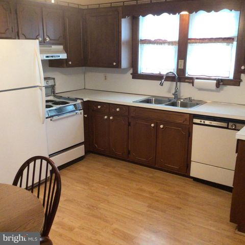 580 S FOURTH STREET, Chambersburg, PA 17201