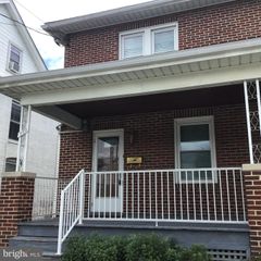 580 S FOURTH STREET, Chambersburg, PA 17201