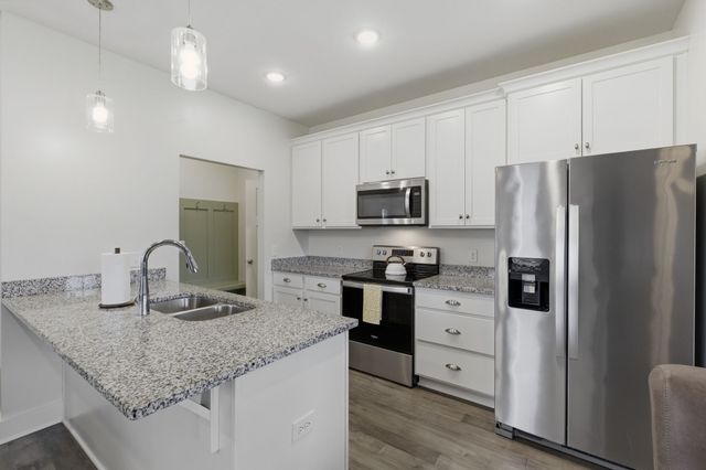 2146 Bayport Ave, Old Hickory, TN 37138
